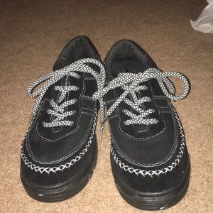 Creepers black and grey